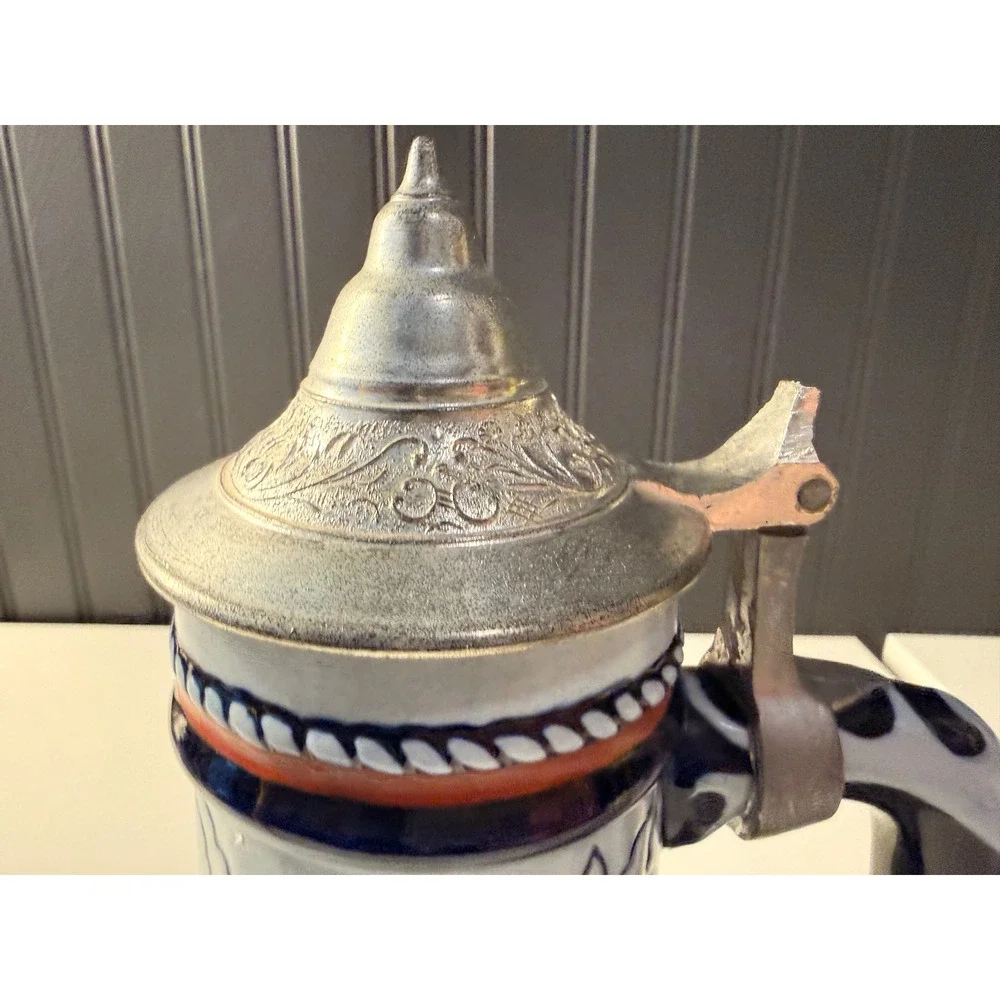 Avon wilderness stein blue
